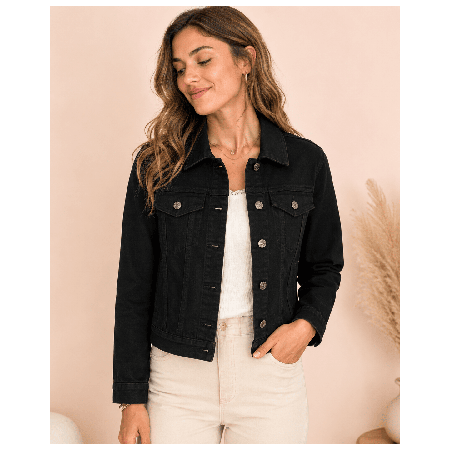 Veste en jean noire femme courte boutonnée avec poches DKM Mode